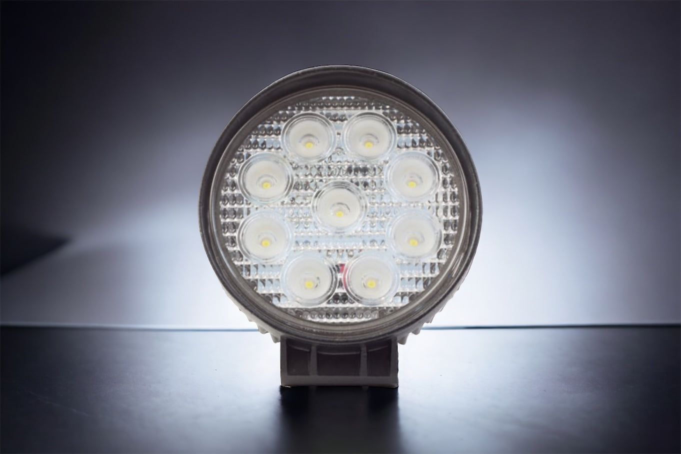 Lumeno 27W Flood Light